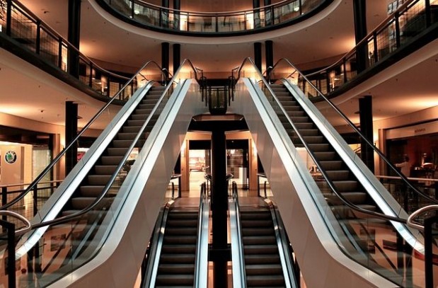 s_escalator-283448_640